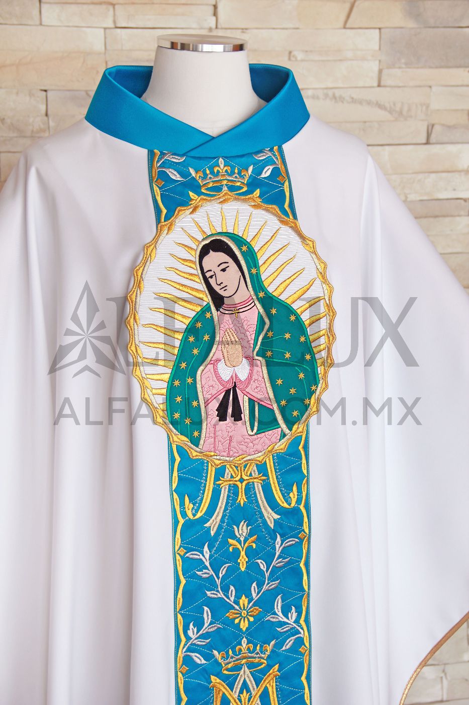 28 MARIA REINA Alfalux Casulla Central Blanco Azul Turqueza 210 (3)